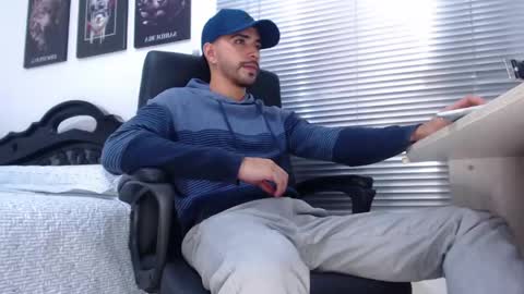 kratoswolf online show from 04/16/26, 10:23