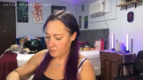 kreamyk420 online show from 12/21/25, 10:11