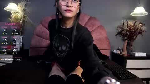 Nahomi online show from 11/18/25, 11:58