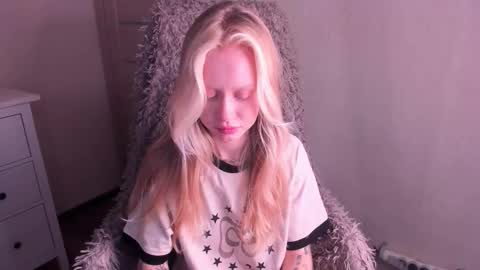 Snapshot of kris_grant chatting on 10/25/25, 10:34 kris_grant online show from 10/25/25, 10:34