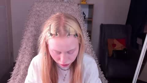 kris_grant online show from 05/10/26, 10:31