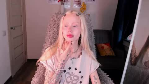 kris_grant online show from 05/26/26, 10:22