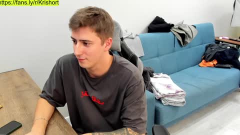 Snapshot of krishort chatting on 01/23/25, 01:24 krishort online show from 01/23/25, 01:24