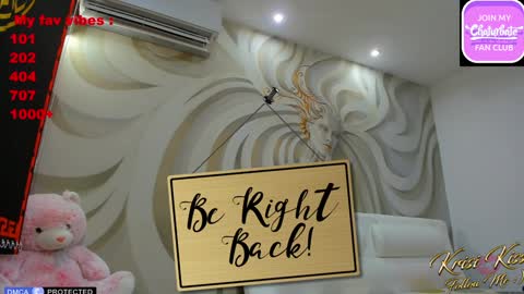 Snapshot of krisi_kiss chatting on 01/15/25, 06:54 KrisiFollow me  Thumb UP  online show from 01/15/25, 06:54