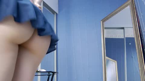 kriskras__ online show from 12/30/24, 11:15