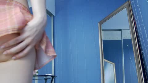 kriskras__ online show from 01/13/25, 08:26