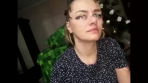 Snapshot of krisssexi chatting on 12/28/24, 09:40 KrissSexi online show from 12/28/24, 09:40