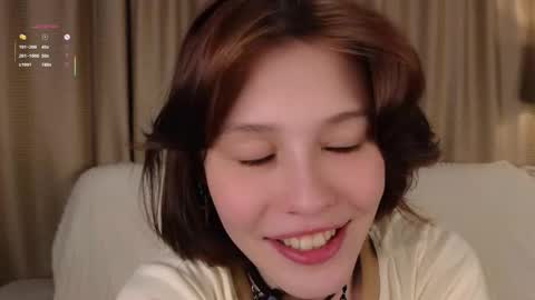 Snapshot of krissyhei chatting on 09/15/25, 01:05 Sarah online show from 09/15/25, 01:05