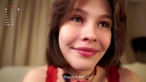 Snapshot of krissyhei chatting on 10/20/25, 01:06 Sarah online show from 10/20/25, 01:06