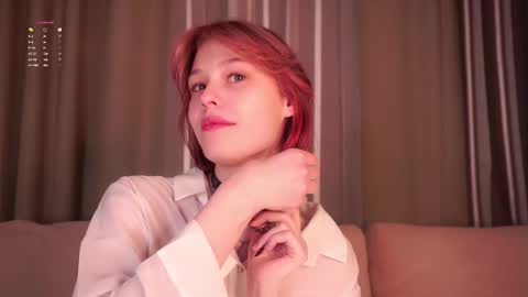 Snapshot of krissyhei chatting on 11/28/25, 01:08 Sarah online show from 11/28/25, 01:08