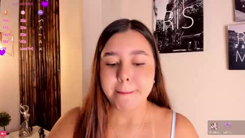 Snapshot of kristal_brown_ chatting on 09/15/25, 12:16 Aria online show from 09/15/25, 12:16