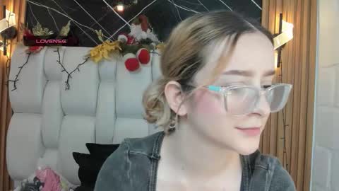 kristal online show from 12/19/25, 01:29