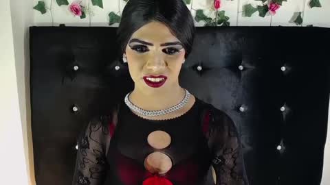 kristal_queen01 online show from 04/23/26, 12:29