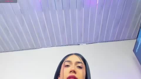 Snapshot of kristall_swan chatting on 07/14/26, 07:08 Kristall online show from 07/14/26, 07:08