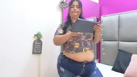 Krista Ritter online show from 10/23/25, 02:22