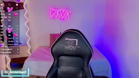 kristen_tay online show from 10/17/25, 03:20