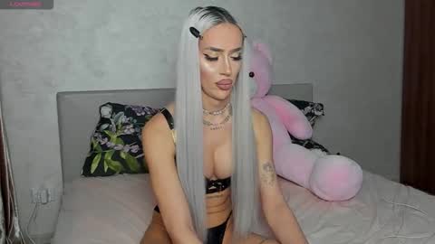 Kris the doll online show from 02/20/26, 09:04