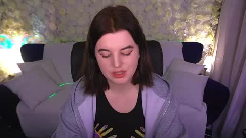 kristifoxy online show from 05/29/26, 07:01