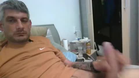 kristijan971161 online show from 05/18/26, 06:14