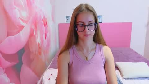 Kristina Adel online show from 12/23/25, 07:17