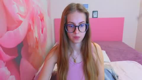 Kristina Adel online show from 04/22/26, 07:22