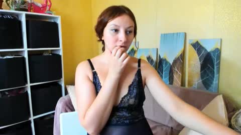 Snapshot of kristina_sosexy chatting on 09/13/25, 06:29 Christina online show from 09/13/25, 06:29