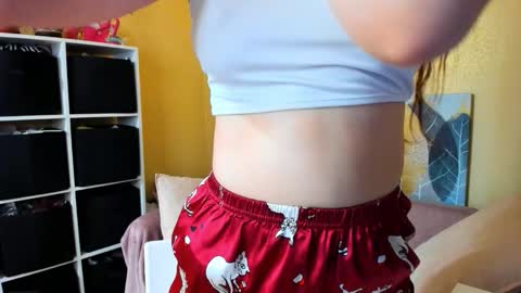 Snapshot of kristina_sosexy chatting on 09/15/25, 07:30 Christina online show from 09/15/25, 07:30