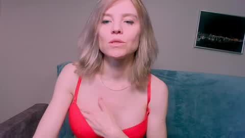 kristina_vagner online show from 04/23/26, 12:29