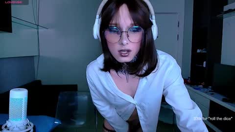 Snapshot of kristinaholland chatting on 01/26/25, 04:41 kristina online show from 01/26/25, 04:41
