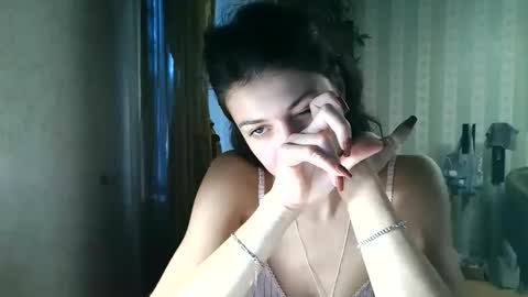 kristinalamour96 online show from 11/21/25, 01:10