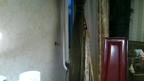 kristinalamour96 online show from 12/04/25, 01:42