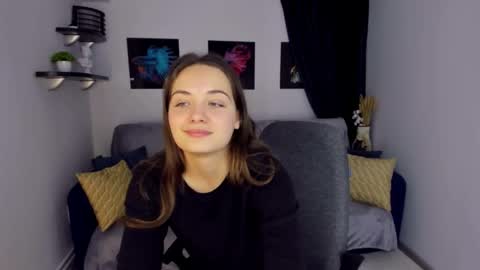 Snapshot of kristinalevis chatting on 01/22/25, 03:18 Kristina online show from 01/22/25, 03:18