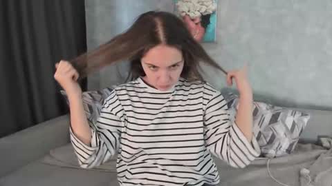 Kristina online show from 02/17/26, 12:01