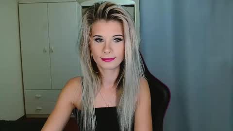 KristineAmore online show from 11/25/25, 07:19