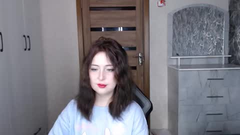 Kristy online show from 11/04/25, 06:45