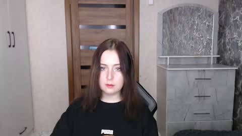 Kristy online show from 11/21/25, 09:24