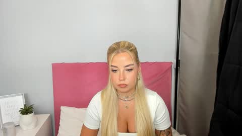 Snapshot of kristyflowers chatting on 01/13/25, 09:41 KristyFlowers online show from 01/13/25, 09:41