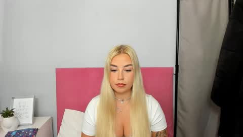Snapshot of kristyflowers chatting on 01/20/25, 09:03 KristyFlowers online show from 01/20/25, 09:03