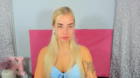 Snapshot of kristyflowers chatting on 10/13/25, 07:08 KristyFlowers online show from 10/13/25, 07:08