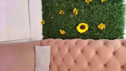 Cristina online show from 02/20/25, 01:08