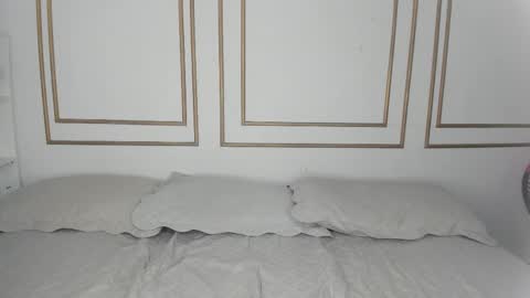 Cristina online show from 03/04/25, 05:56