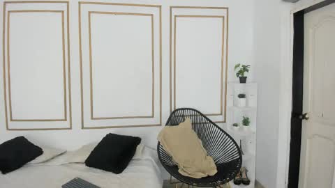 Cristina online show from 04/21/26, 03:50