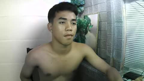 kritthanarkorn online show from 11/14/25, 01:43