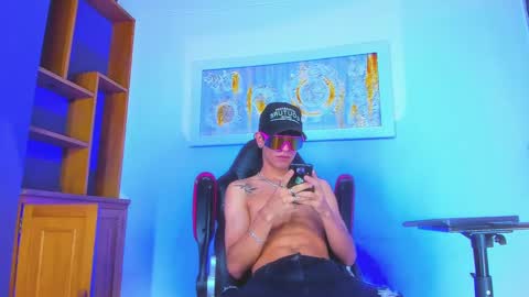 justym online show from 12/15/24, 10:58