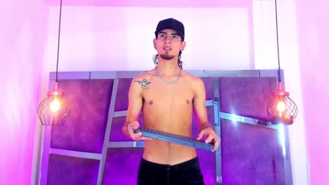 justym online show from 03/11/25, 04:32