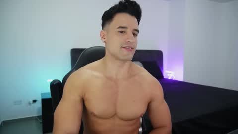 Snapshot of krops_ chatting on 09/09/25, 11:32 KROPS online show from 09/09/25, 11:32