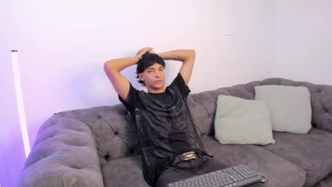 Kroy Wave  Muscle Tattoos Latino online show from 05/14/26, 03:35