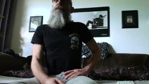 krummersaebel online show from 04/20/26, 03:59