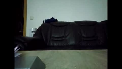 Snapshot of kryptoni18435 chatting on 12/04/25, 12:47 Tommy online show from 12/04/25, 12:47