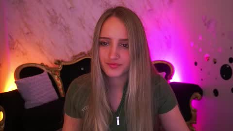 Snapshot of krys_tina chatting on 03/30/26, 07:20 krys_tina online show from 03/30/26, 07:20